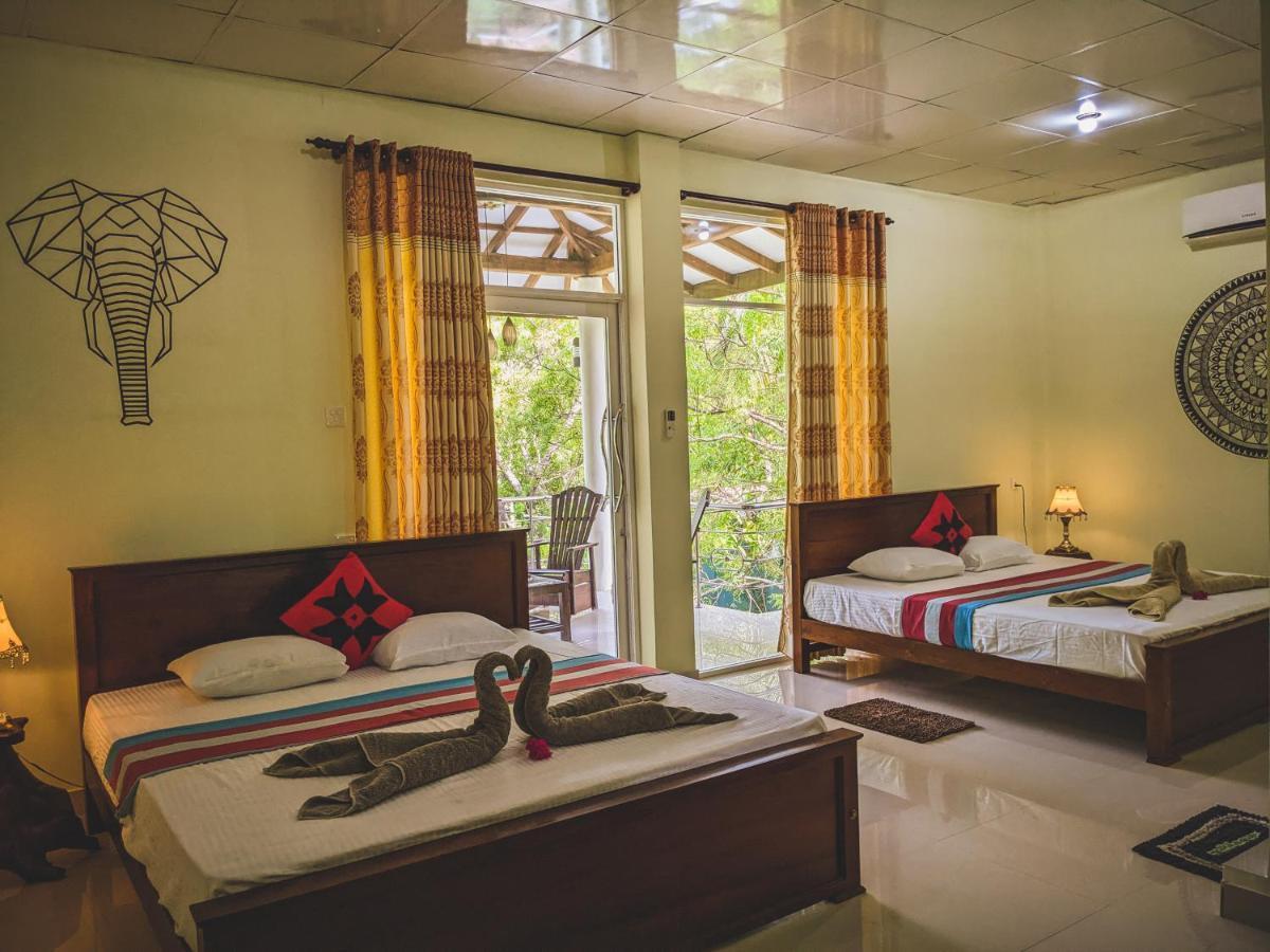 Choona Lodge 'View Of Sigiriya & Pidurangala With Sunrise' 외부 사진