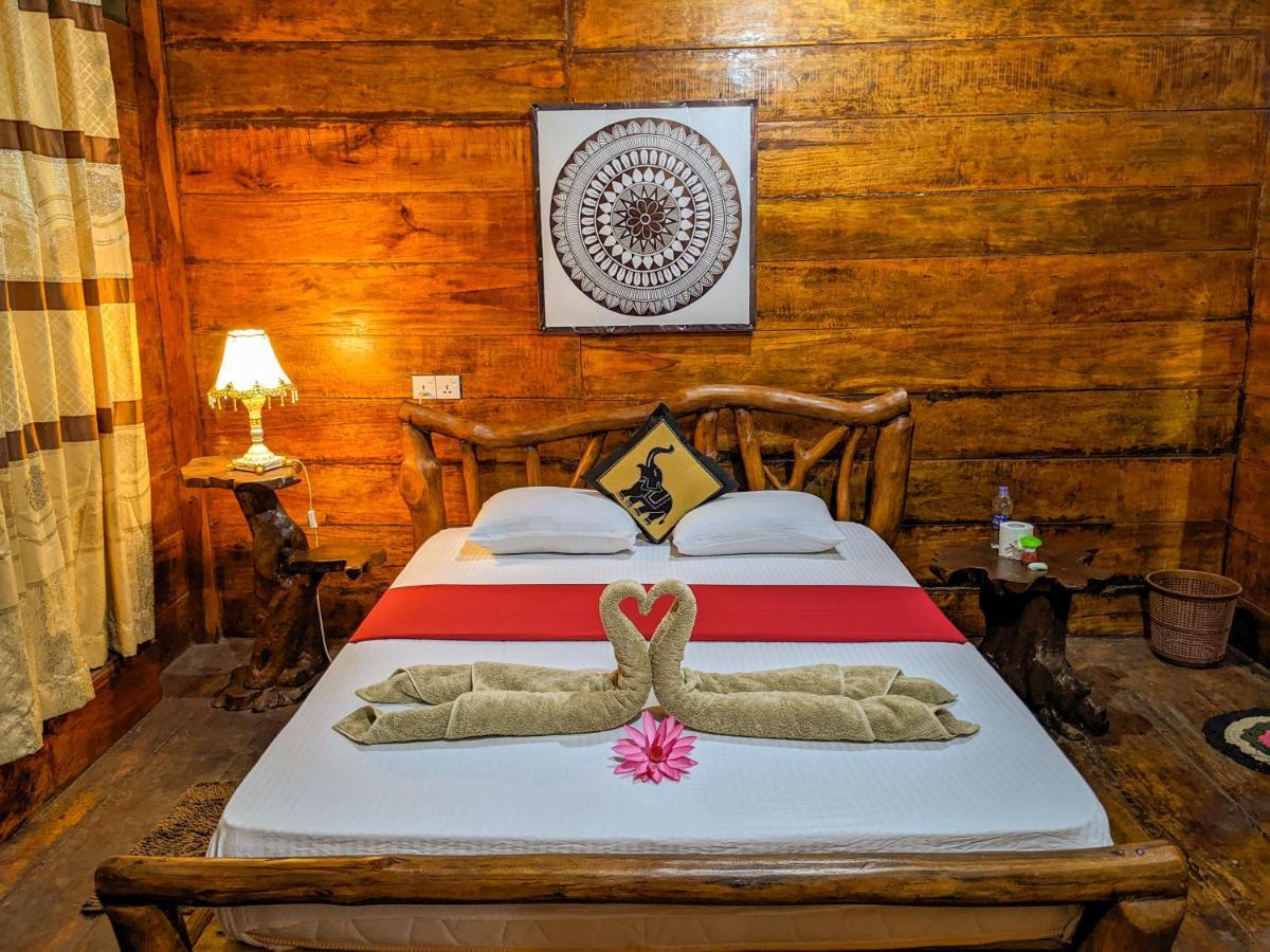 Choona Lodge 'View Of Sigiriya & Pidurangala With Sunrise' 외부 사진